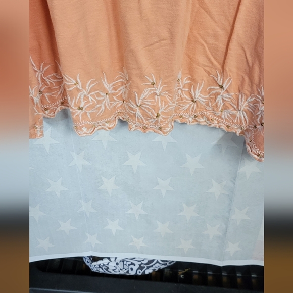 Natural Reflections 3X Peach Top Lace Accented - Picture 4 of 6